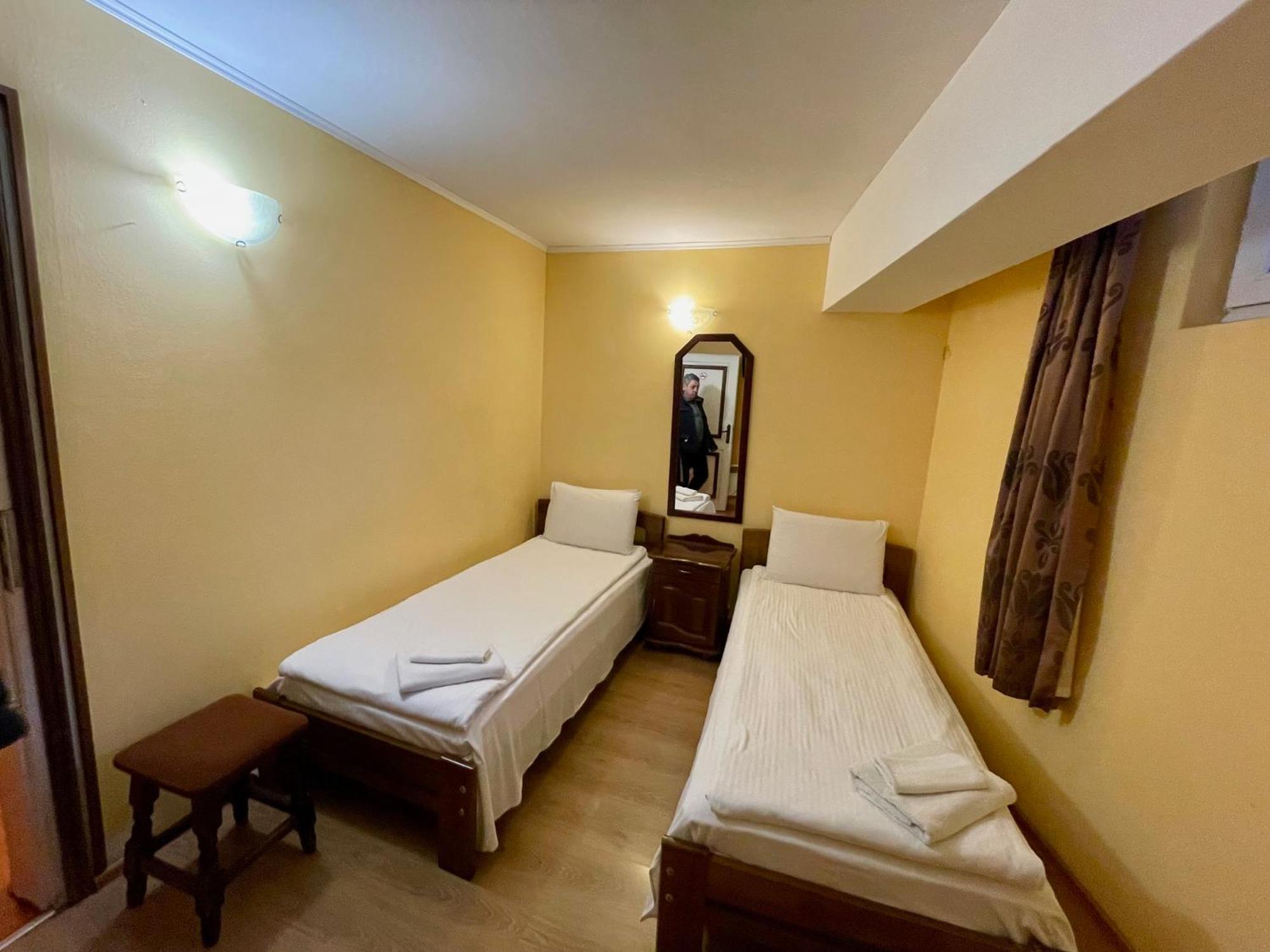 The English Guest House Ruse Exterior photo